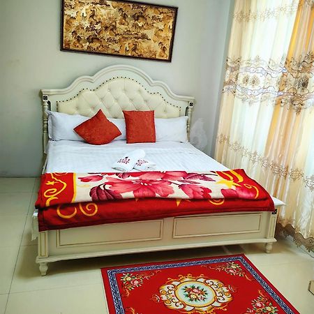 Hongyuanprimierhotel Accra Ngoại thất bức ảnh